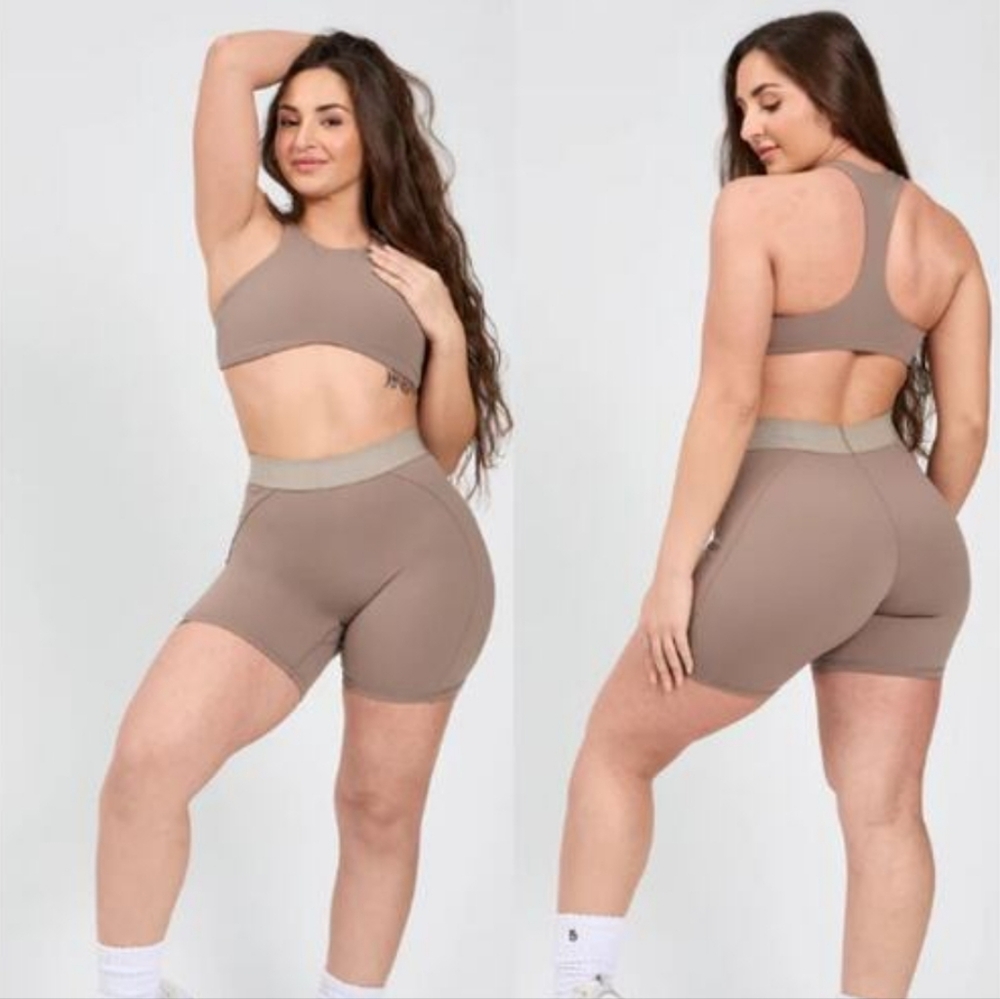 BuffBunny Bliss Butter Short 6 Inch - Chai Latte